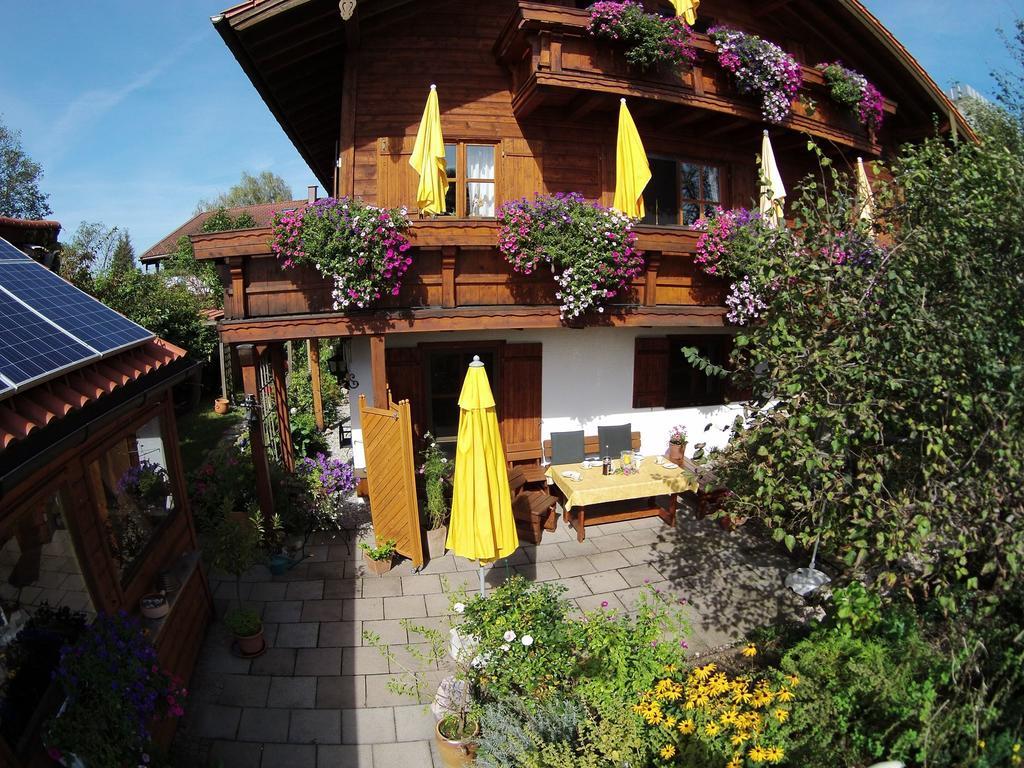 Chiemsee-Ferienwohnungen Traunstein Kamer foto
