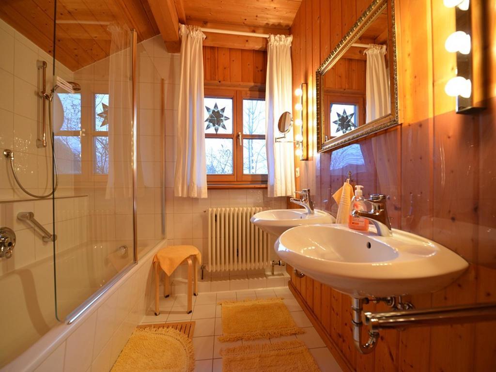 Chiemsee-Ferienwohnungen Traunstein Kamer foto
