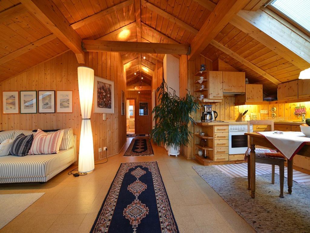 Chiemsee-Ferienwohnungen Traunstein Kamer foto